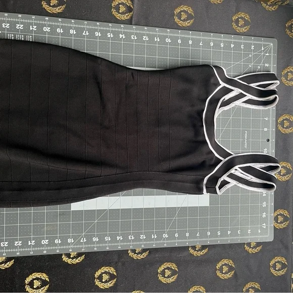 Lot of 3 bodycon color block black dresses Guess Marciano H&M - Picture 10 of 12